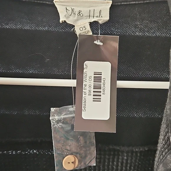 NWT Oli & Hali Black Patchwork Distressed Oversized Cardigan - Picture 2 of 12